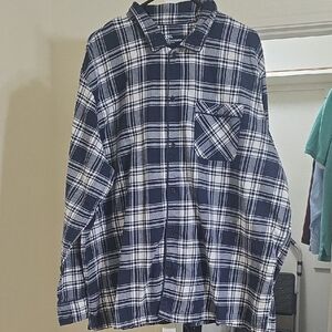 GAP Navy and White Plaid Button Down Shirt